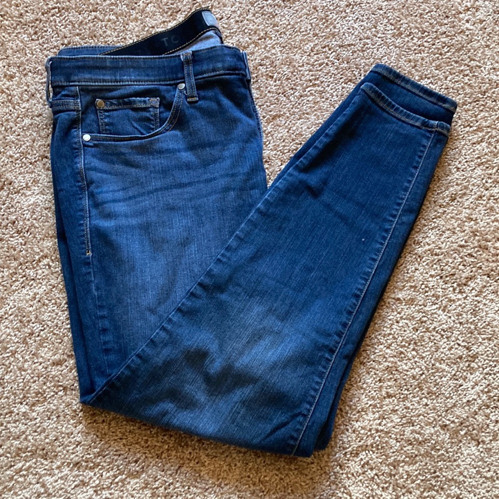 Torrid stretch straight leg jeans 22T